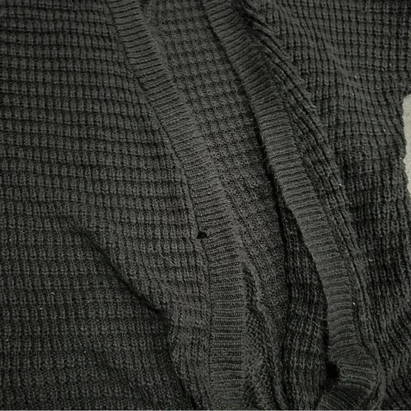 Pink Rose Cable Knit Cardigan Black Size  Medium - Picture 5 of 16